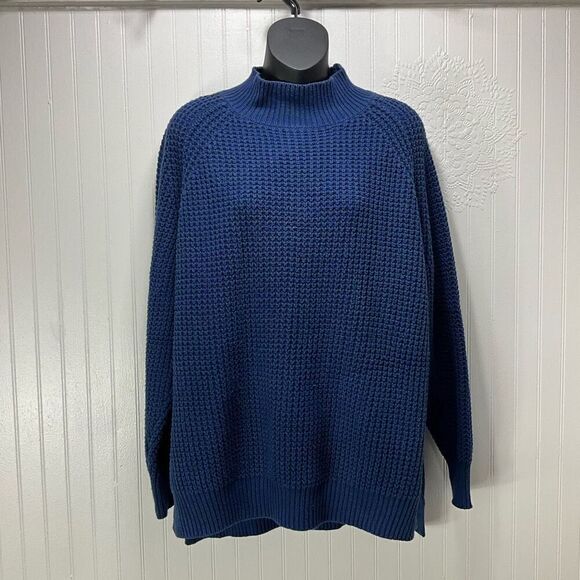 BDG Sweater - Picture 1 of 5